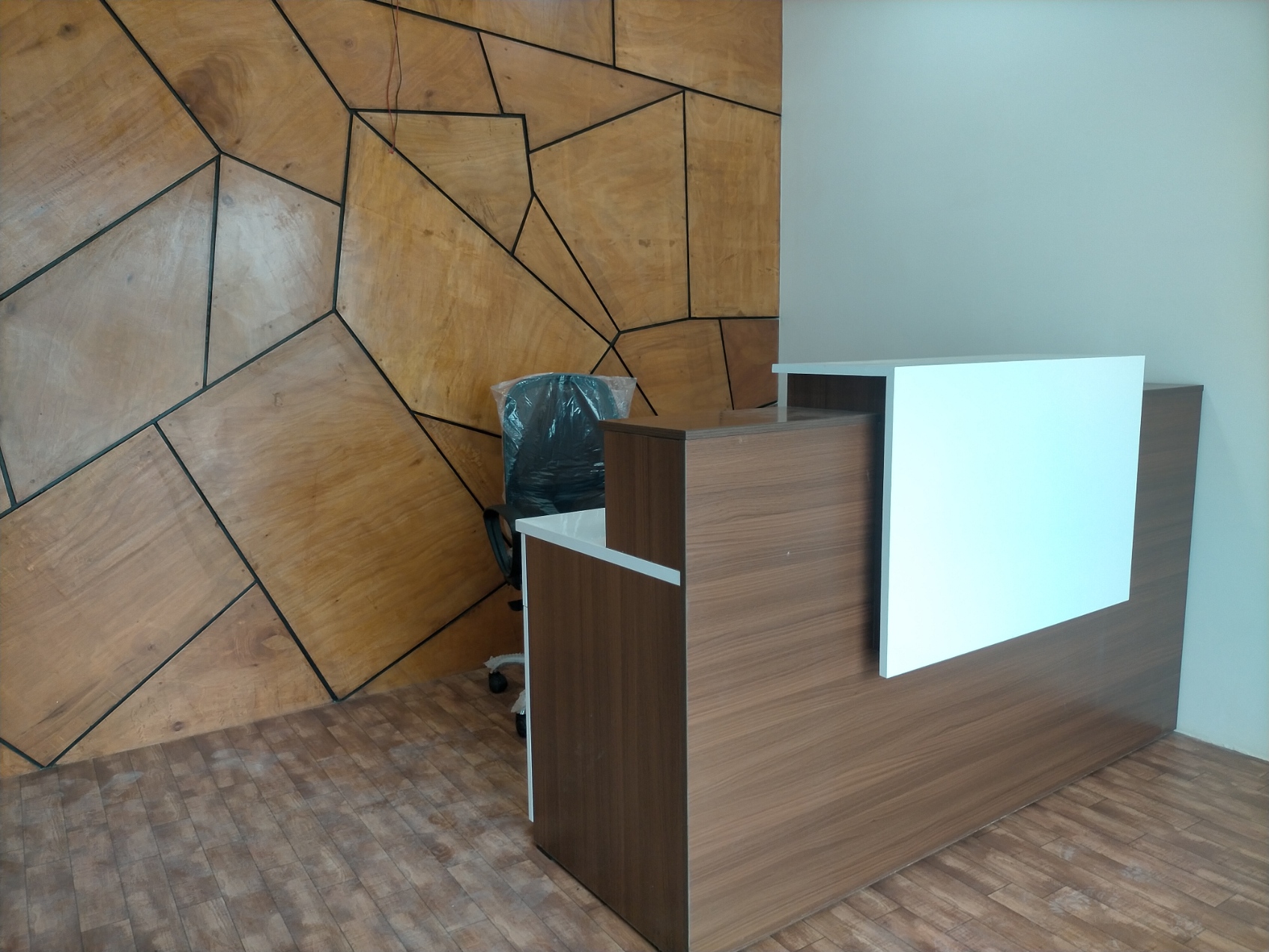 Office Wooden Partition